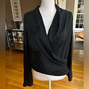 Theory Wrap Top Size L